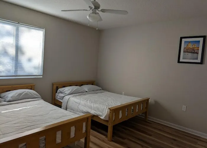 3br-3ba Crew Apartment, Tv Rooms, Fsu, Airport & I-10, Apartment Tallahassee