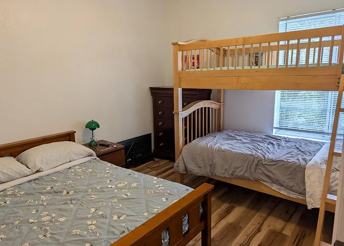 3br-3ba Crew Apartment, Tv Rooms, Fsu, Airport & I-10, * Tallahassee